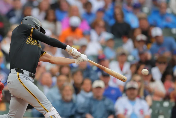 Pirates edge Cubs 4-3